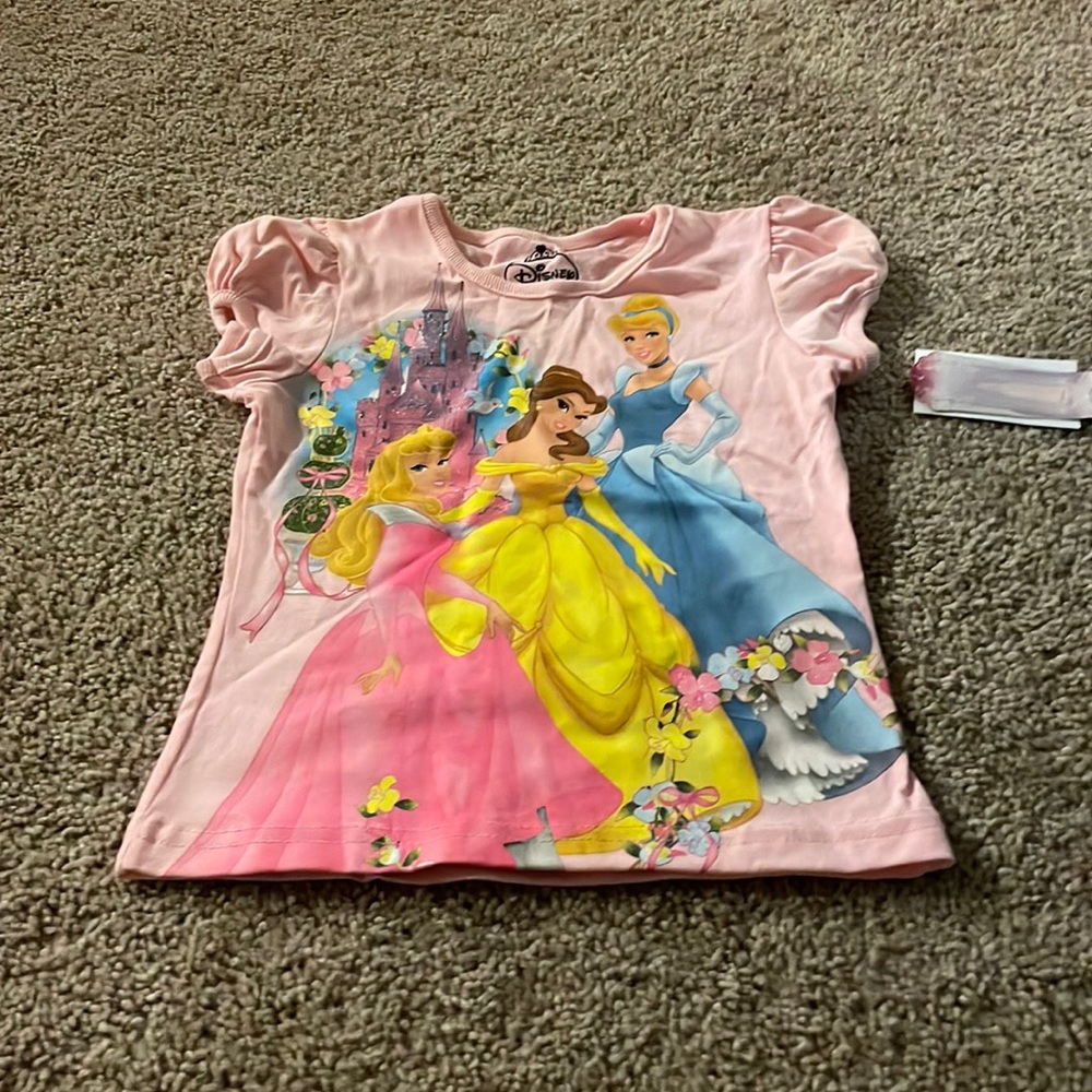 NWT Pink Disney girls sz 5 Princess T-Shirt with short sleeves